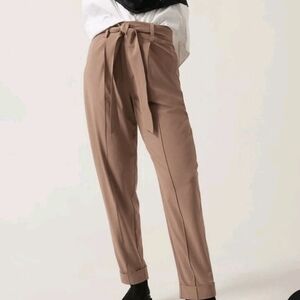 Athleta Rustic Beige Cardiff Lightweight Hiking Travel Pants Folded Hem Sz 12